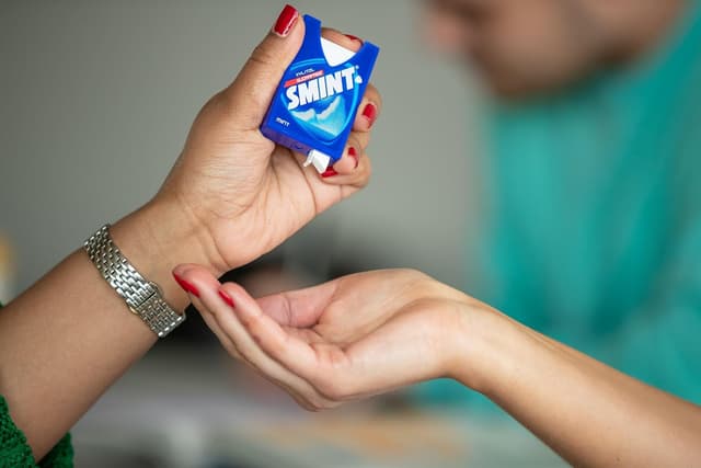 Detalle de Smint Tabs Menta 💎 Caramelo Sin Azúcar 12x8g