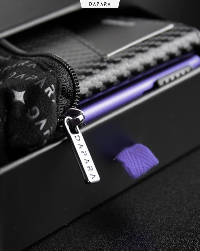 Detalle de DAPARA Herren-Slim-Wallet mit Münzfach & RFID-Schutz – Carbon Purple, für bis zu 12 Karten