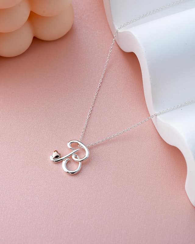 Thumbnail 6 de Collier Mesovor avec initiale en argent et cœur en or rose pour femme, pendentif personnalisé