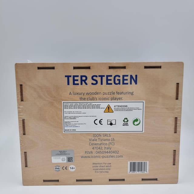 Detalle de Iconic Puzzles Barcellona Ter Stegen, puzzle di legno 100% sostenibile (taglia M, 270 pezzi)