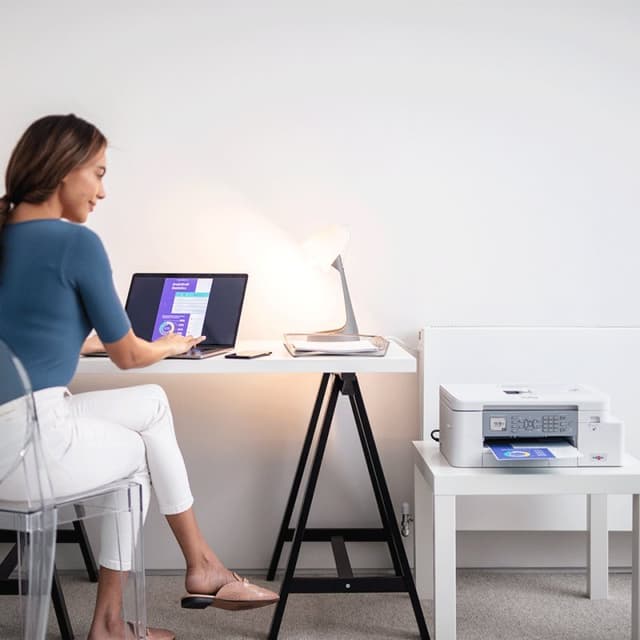 Detalle de Brother MFC-J4335DW multifunción tinta color ADF dúplex WiFi