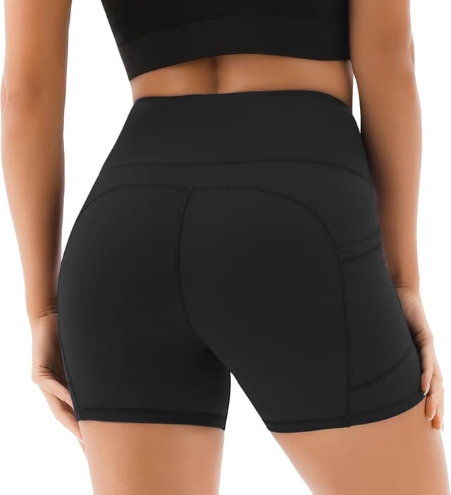 Detalle de JOYSPELS women’s gym shorts with pockets — high waist, 4-way stretch activewear