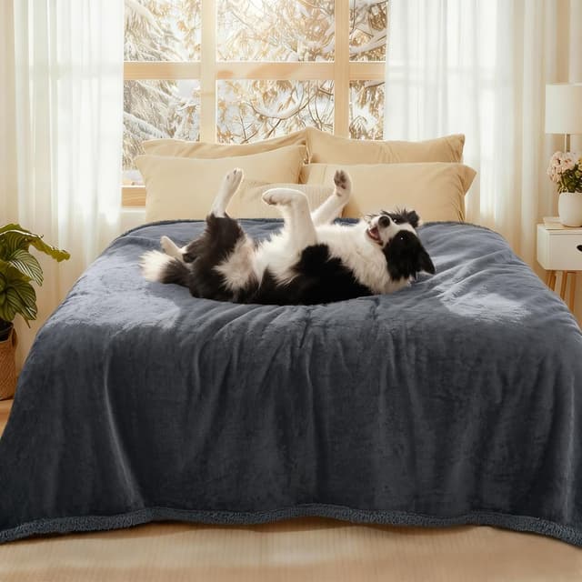 Thumbnail 6 de luciphia wasserdichte Hundedecke Lichtgrau S (71 × 102 cm) – reversible Decke mit Innen-Schutz