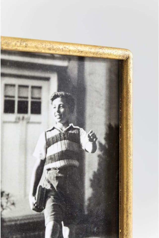 Detalle 2 de Kare Design Cadre Duck Feet doré 10x15 cm : un cadre photo en forme de pattes de canard