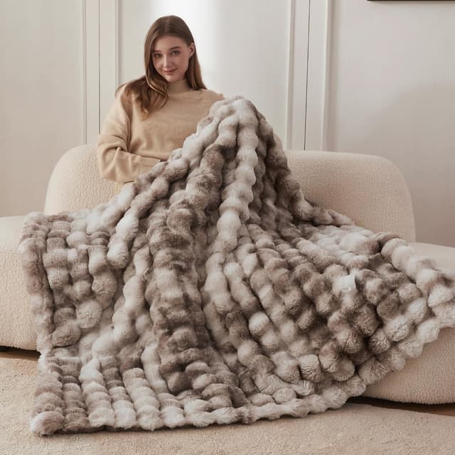 Detalle 2 de COOVA Faux Fur Throw Blanket 50x60 ๐
