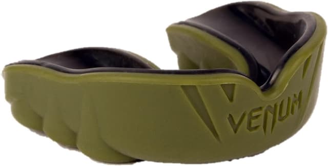 Detalle 2 de Venum Challenger Mouthguard Khaki/Black 🥊