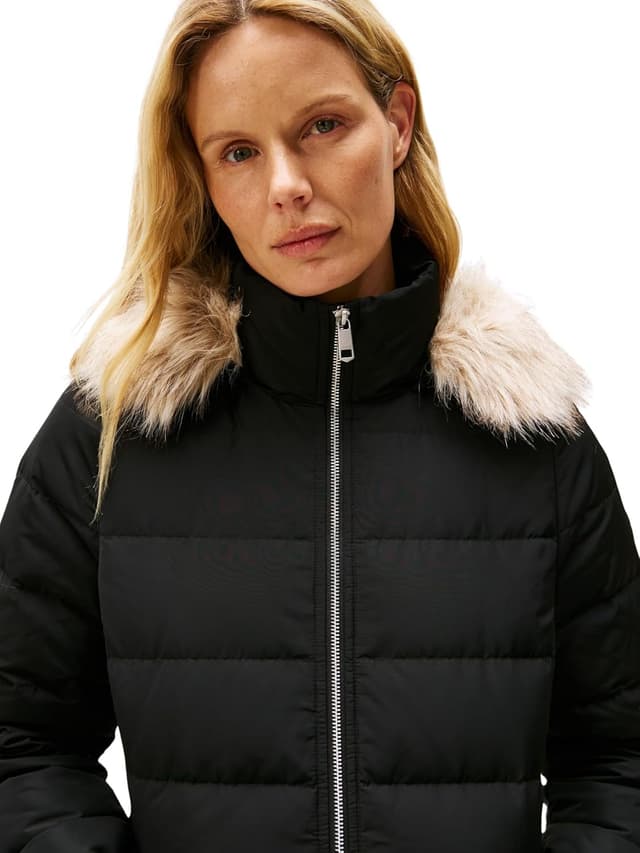 Detalle 2 de Tommy Hilfiger Women’s MW Down Slim Coat with Fur (puffer coat, pack of 1) — WW0WW47540