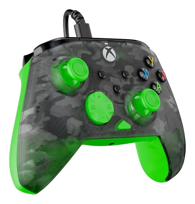 Detalle 2 de Turtle Beach Rematch Core Ghost (Schwarz Camouflage/Grün) – Wired Gaming-Controller für Xbox Series X|S, Xbox One & Windows-PCs