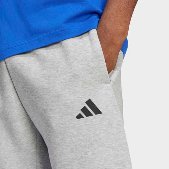 Detalle 2 de adidas Future Icons pantalón hombre