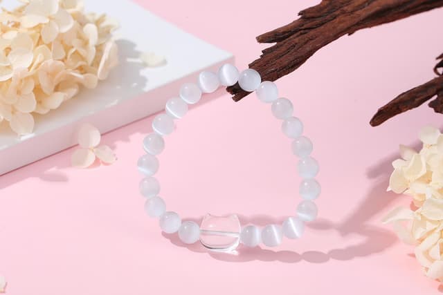 Detalle de XIANNVXI Cat Crystal Bracelet with Clear Quartz Beads (8mm) – Elasticated Cat Gift for Women