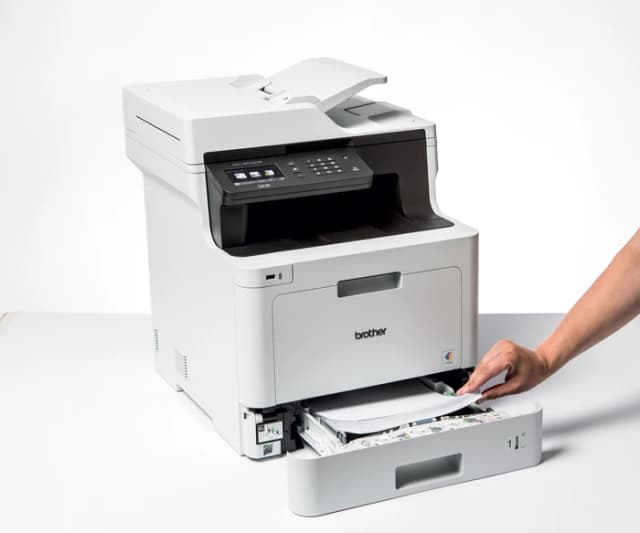 Detalle 1 de Brother DCP-L8410CDW Farblaserdrucker