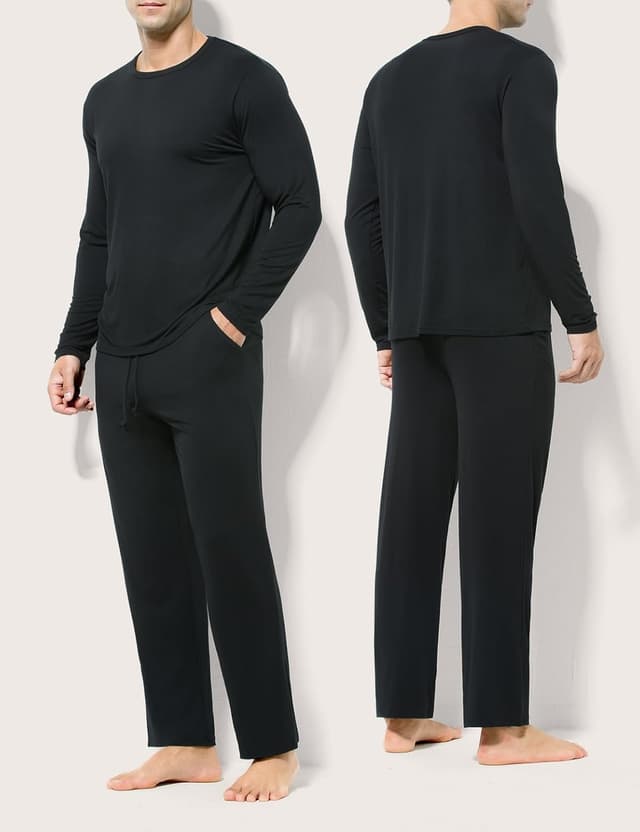 Detalle de Mens pyjamas set with breathable comfort