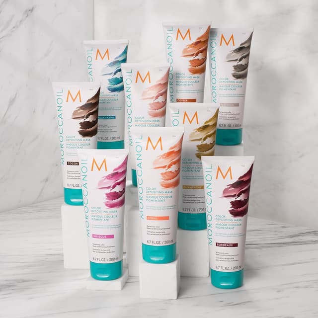 Detalle de Moroccanoil Color Depositing Mask: maschera a colorazione temporanea e nutriente per ravvivare i capelli