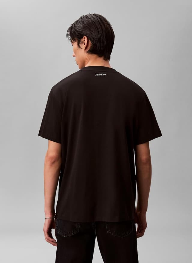 Detalle de Calvin Klein 20s March Graphic Seasonal Fashi LV04RF822G t-shirt grafica da uomo