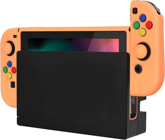 Detalle 2 de playvital ZealProtect Soft Protective Case for Nintendo Switch (Apricot Yellow) with Glass Screen Protector & Button Caps