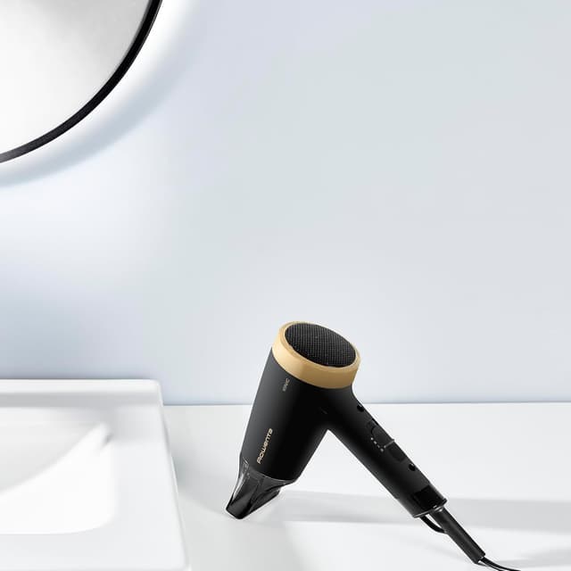 Detalle de Rowenta CV1811 Express Style asciugacapelli ionico super compatto, 2 impostazioni e concentratore