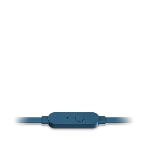 Detalle de JBL Tune 110 In Ear con Pure Bass, micrófono y control con un solo botón (azul)