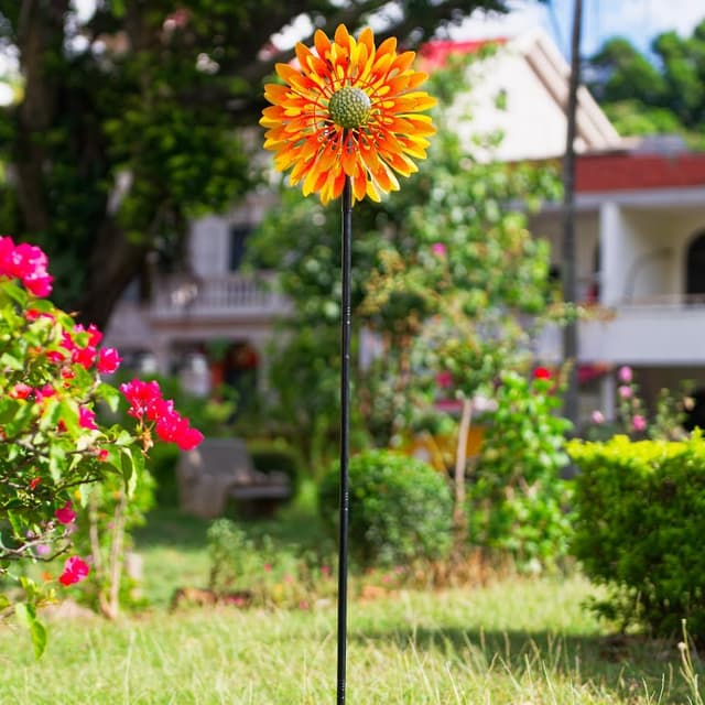 Thumbnail 6 de VEWOGARDEN Sunflower Wind Spinner with 4 Blades — Metal Kinetic Outdoor Yard Decoration (63" tall)