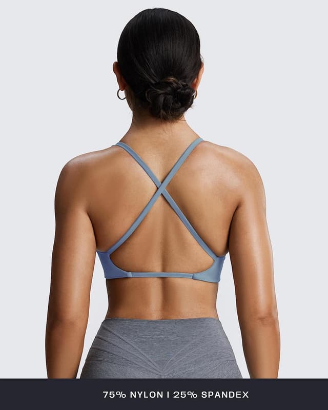 Detalle 1 de Aoxjox Sienna Twist sports bra 🧘