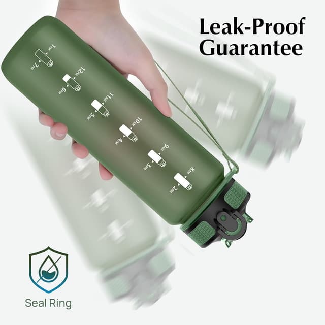 Detalle de NAVTUE water bottle 1L with straw