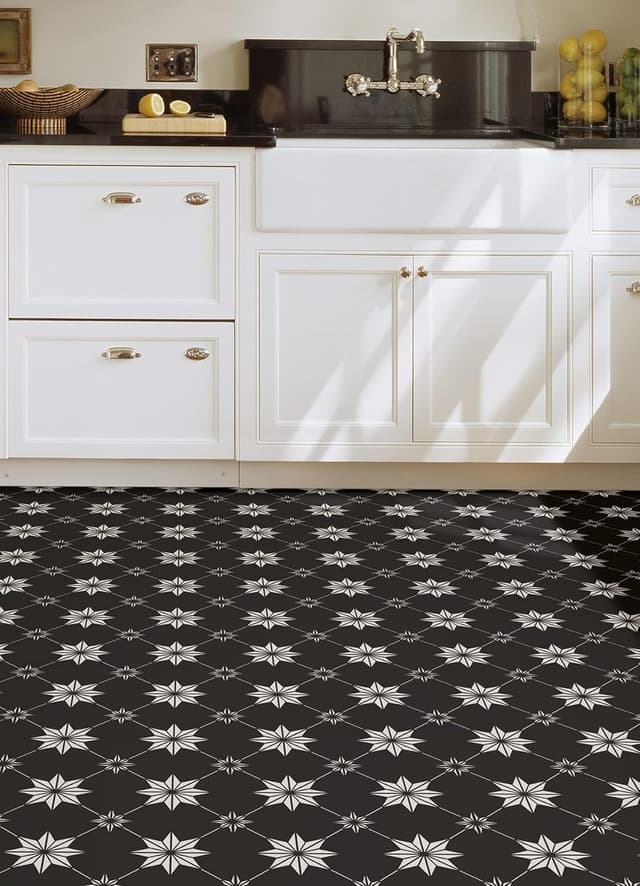 Detalle 1 de Rigel Peel & Stick Floor Tiles (Black & White, 12 x 12 inches)