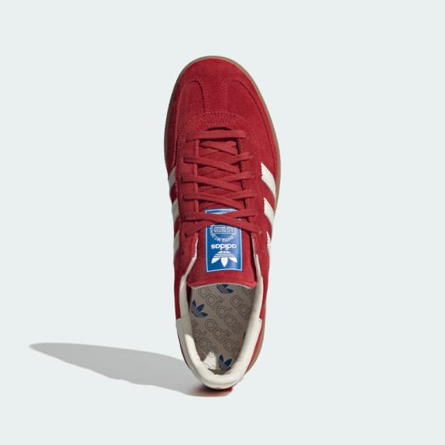 Detalle 2 de adidas Handball Spezial, zapatilla roja fabricada en Alemania
