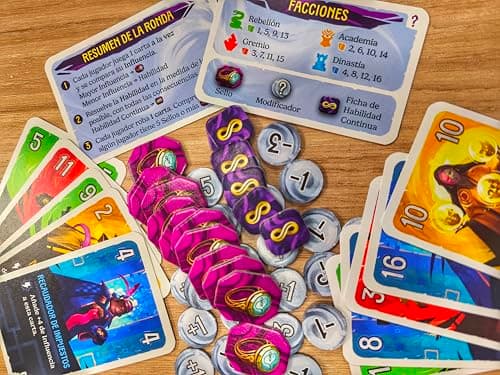 Detalle de Devir Duelo por Cardia: juego de cartas táctico para 2 jugadores (a partir de 9 años)