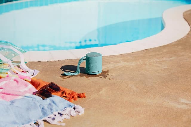 Detalle 2 de Sony SRS-XB100: Altavoz Bluetooth Resistente IP67 con 16h🔊