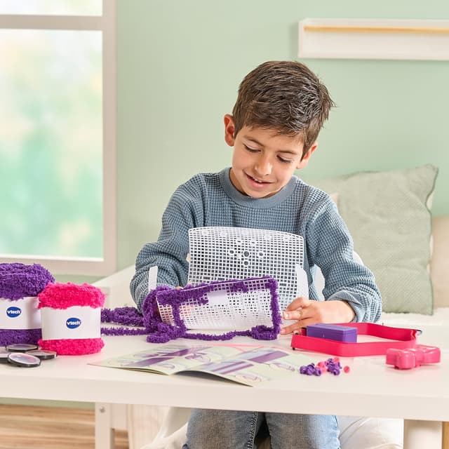 Detalle 2 de VTech Kid’Couture Zauberhafte Katzen-Handtasche – DIY-Stickset mit Licht- und Soundeffekten (5–9 Jahre)