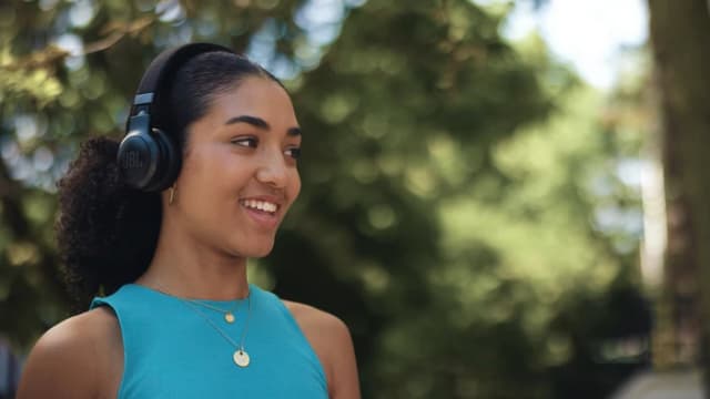 Thumbnail 9 de JBL Live 670NC Schwarz mit Noise Cancelling