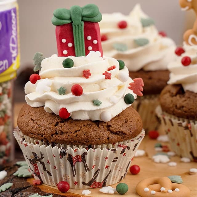 Detalle 2 de Günthart BackDecor Weihnachts Perlen-Mix Sprinkle (95 g) in praktischer Streudose