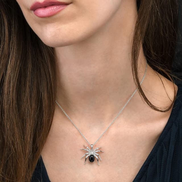 Detalle de Collier namana en argent sterling 925 avec pendentif araignée et agate noire