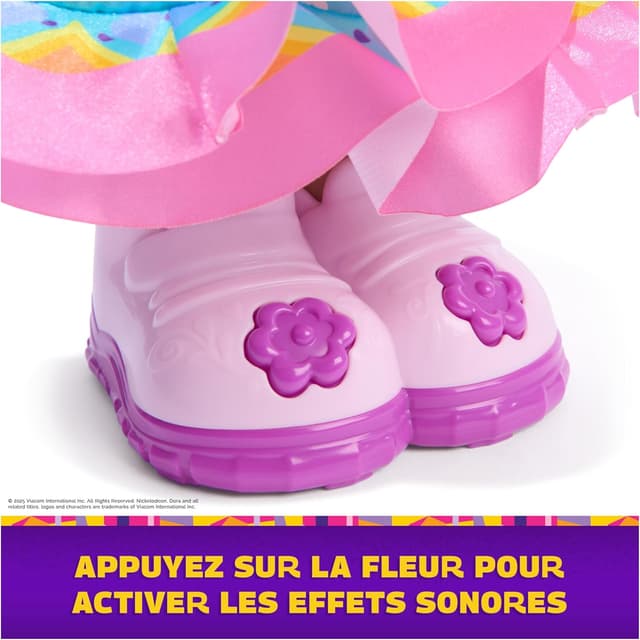 Detalle 1 de Dora – Poupée Danse avec Moi, figurine interactive de 30 cm avec 5 accessoires et 6 chansons