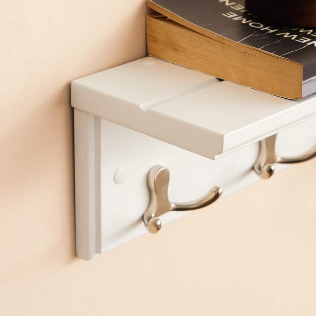 Detalle 2 de SONGMICS LHR42WT appendiabiti con mensola 25 kg