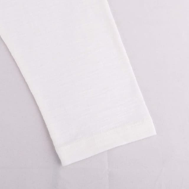 Detalle de Herren Slub-Henley-T-Shirt mit 3-Knopfleiste, Kurzarm und Rundhals aus Slub-Baumwolle