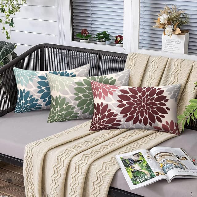 Detalle de Serento Waterproof Cushion Covers (Set of 2) Blue, 30 x 50 cm