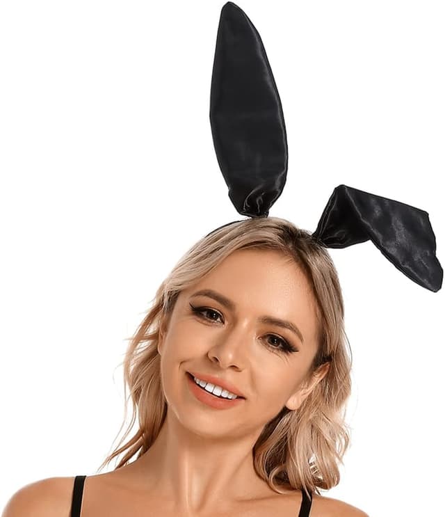 Detalle de Bunny ears headband for cosplay