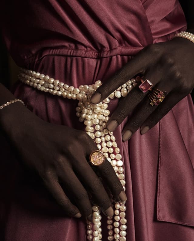 Detalle de Ginette NY Anillo Cocktail oro 18 quilates