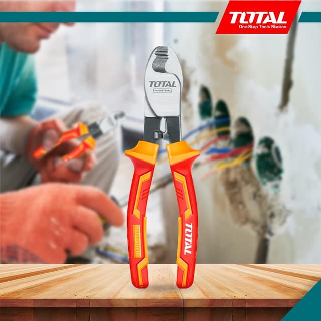 Detalle 2 de TOTAL pinza tagliafili isolata in cromo vanadio, certificato VDE, 160 mm