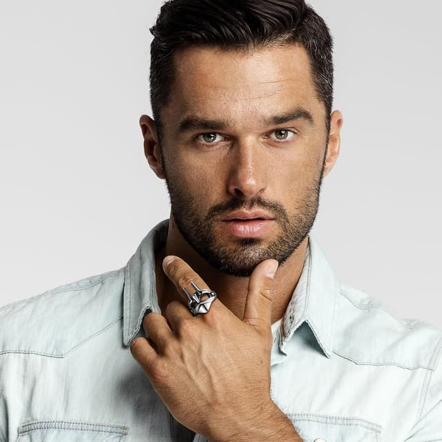 Detalle de Cupimatch Signet Doom Mask Ring Gothic