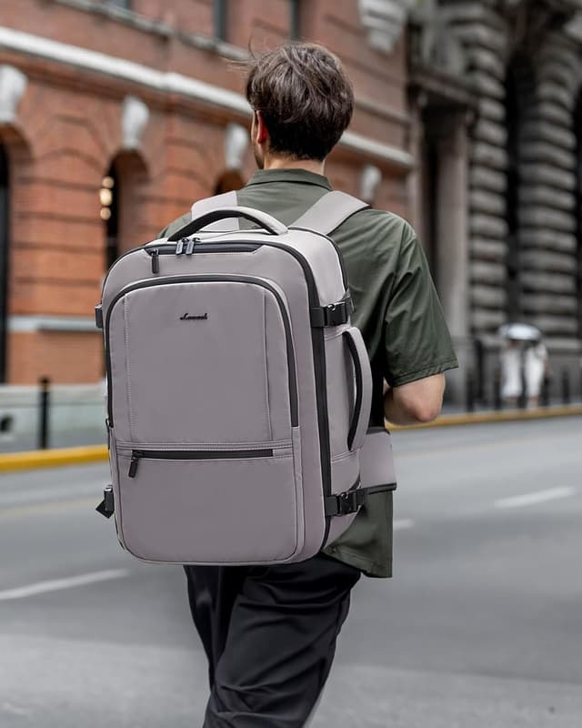 Detalle de LOVEVOOK 50L Reiserucksack mit 18,4 Zoll Fach