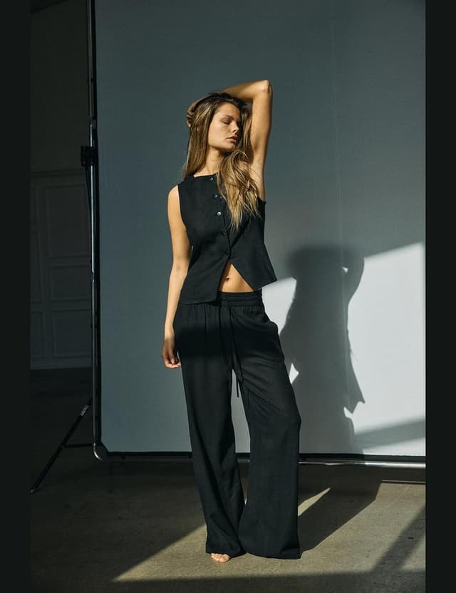 Detalle 2 de Noisy may Weite Relaxed Fit Culotte aus Leinen mit Kordelzug und Taschen – modische Jogging-Optik