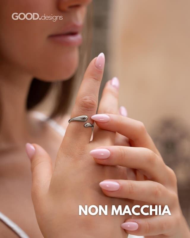 Detalle de Anello regolabile da donna chunky in acciaio inox con placcatura oro 18K, rosé o argento (misure 52-60) con scatola regalo