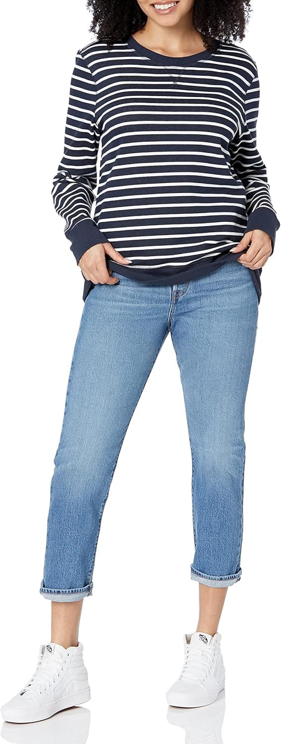 Detalle de Amazon Essentials fleece crewneck sweatshirt