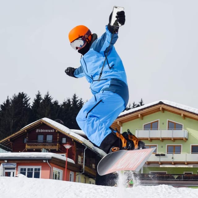 Detalle 2 de Doormoon Phone Lanyard Tether with Patch & Stretchy Straps for Anti-Drop (Universal)