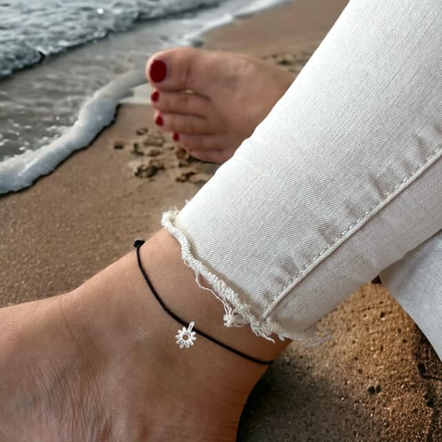 Detalle 2 de Selfmade Jewelry Fußkettchen Mond-Sichel Silber