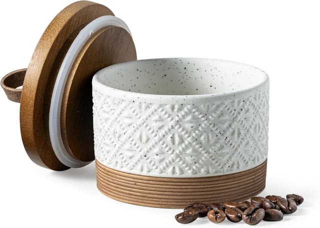 Detalle de Miamolo Small Ceramic Jar with Lid (White, 5 fl. oz) for Spice, Sugar, or Coffee Storage