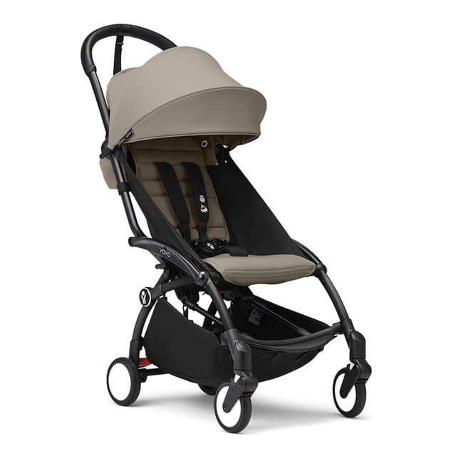 Detalle de Stokke YOYO³ Silla de paseo con chasis negro y color pack gris pardo 🚼
