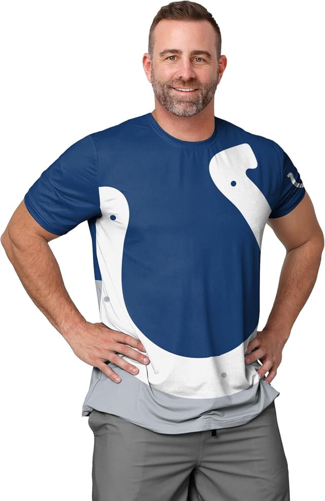 Detalle de FOCO Men’s NFL Team Logo Cropped Rash Guard Swim Shirt (Officially Licensed)