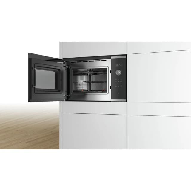 Detalle 2 de Bosch Serie 6 BEL554MS0 Microondas Integrable 900W 🖤